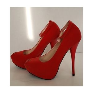 shoedazzle white heels